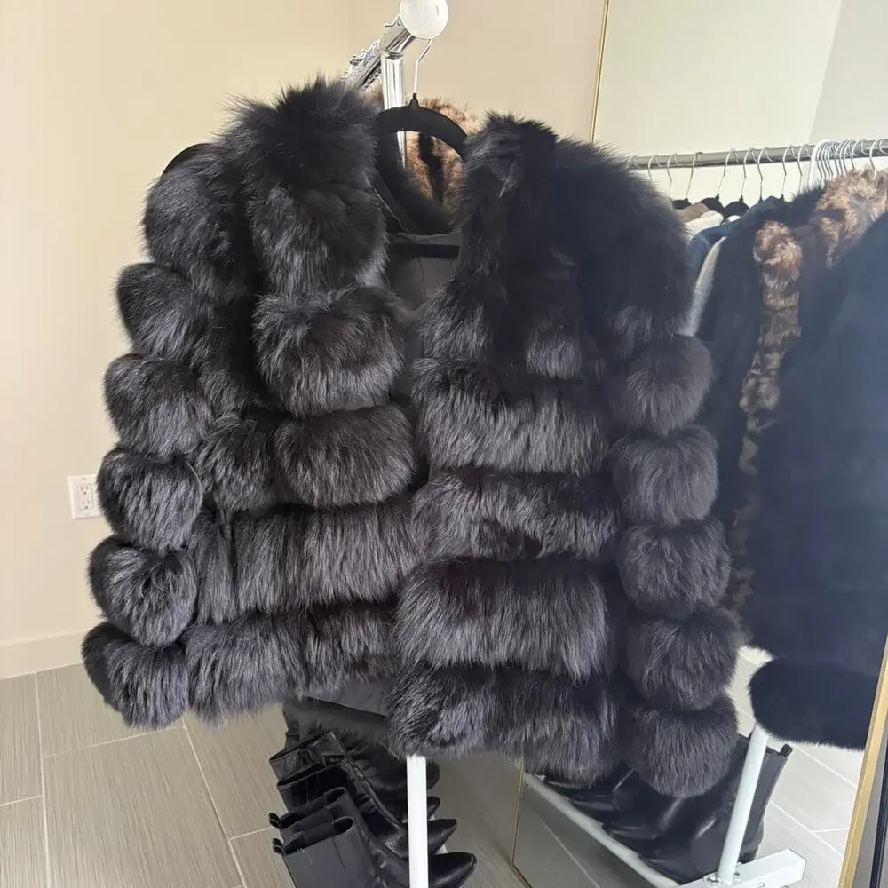 Real fur coat with hood - Picture 1 of 6